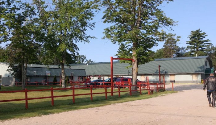 Motel 72 (Roost Motel) - Photo From Web (newer photo)